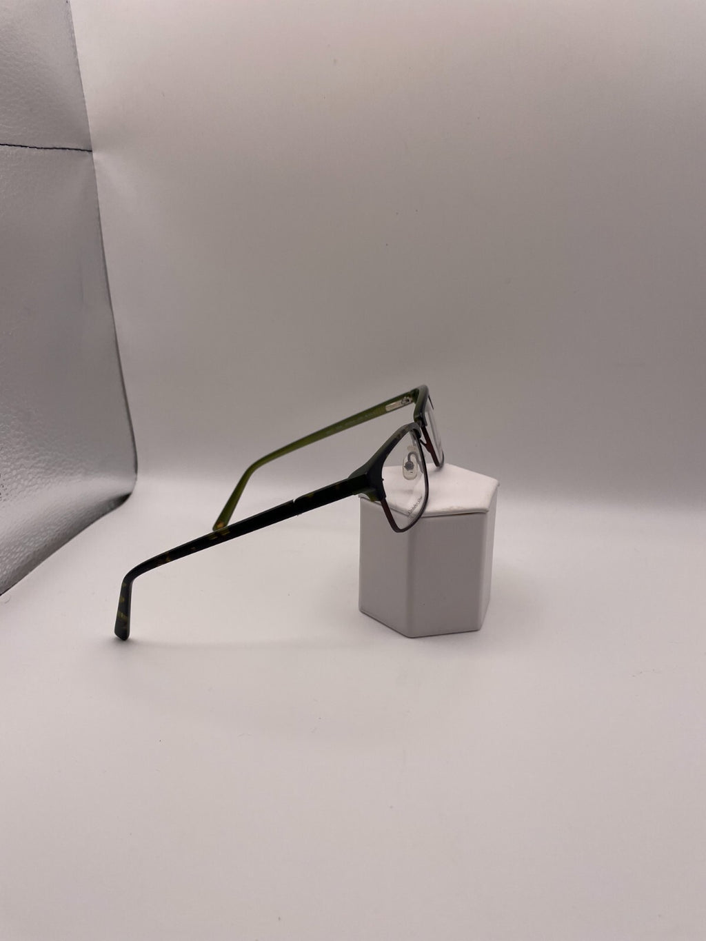 Ted Baker Brand B977 Model 49 Eye Tor NEW