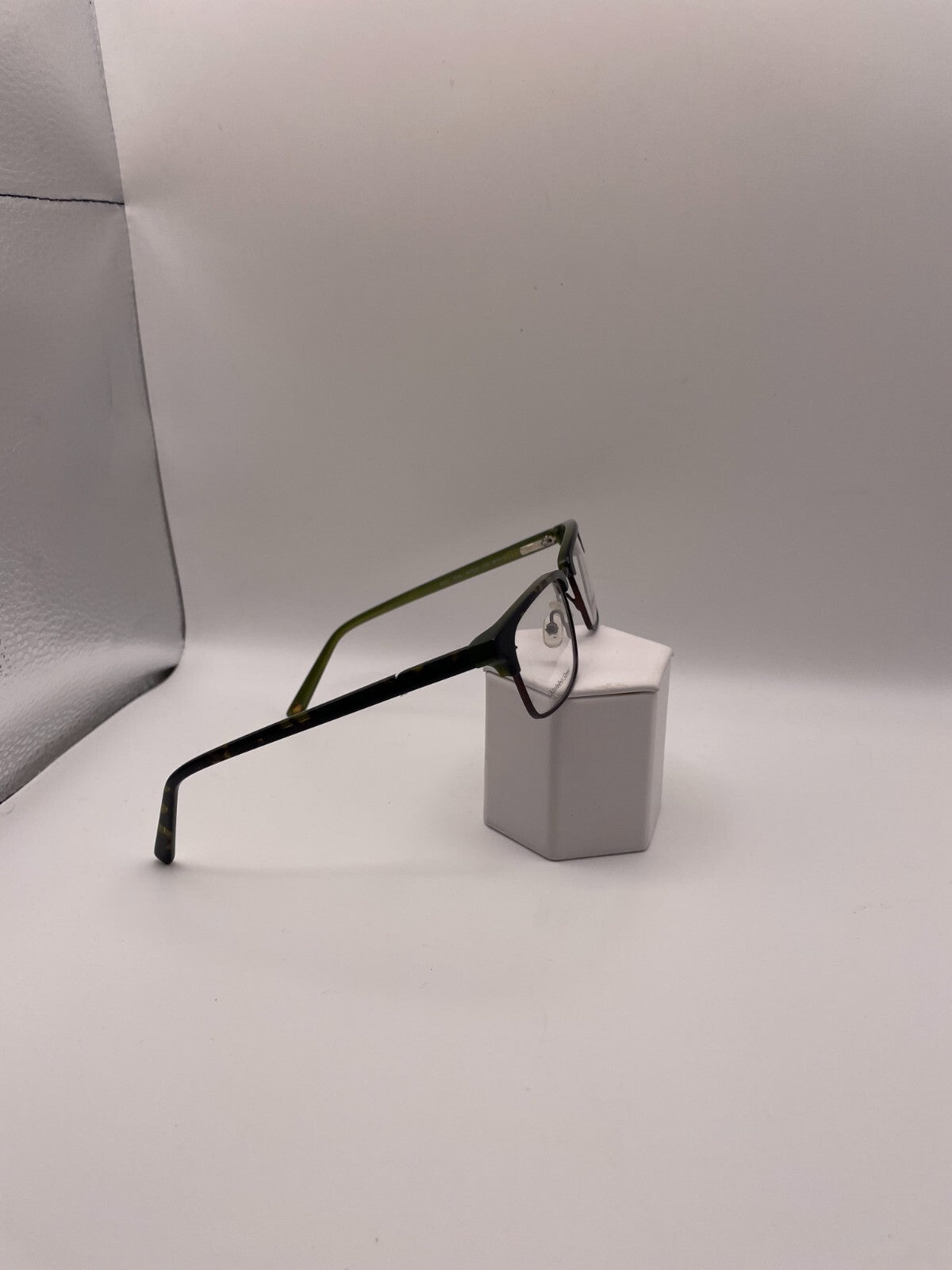 Ted Baker Brand B977 Model 49 Eye Tor NEW