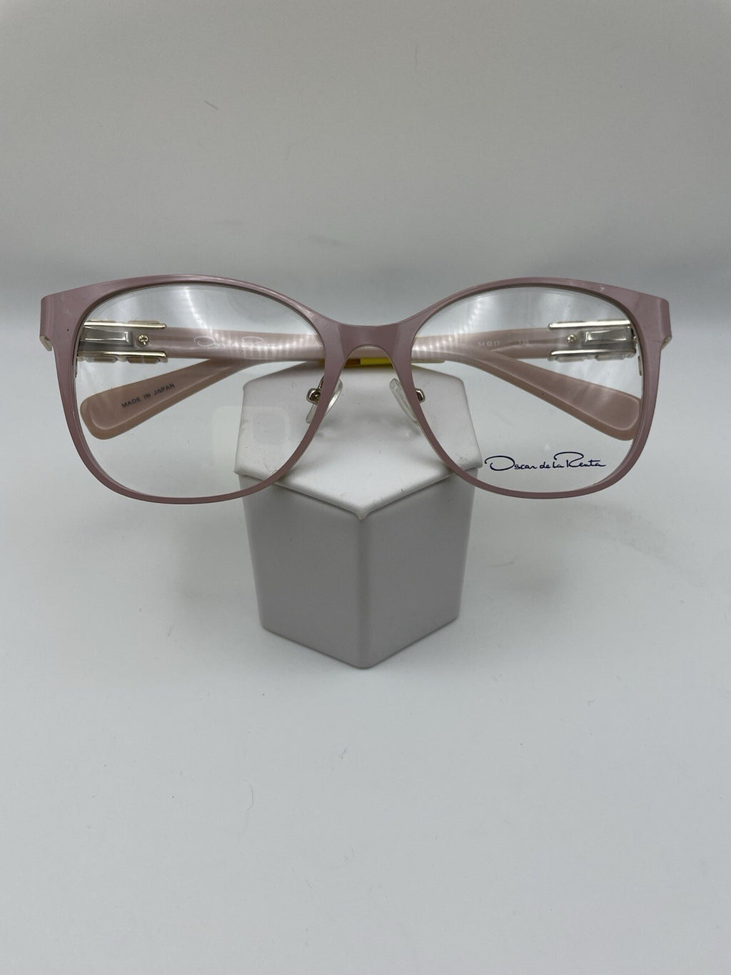 Oscar de la Renta Brand ODLR510 Model 54 Eye Pink NEW