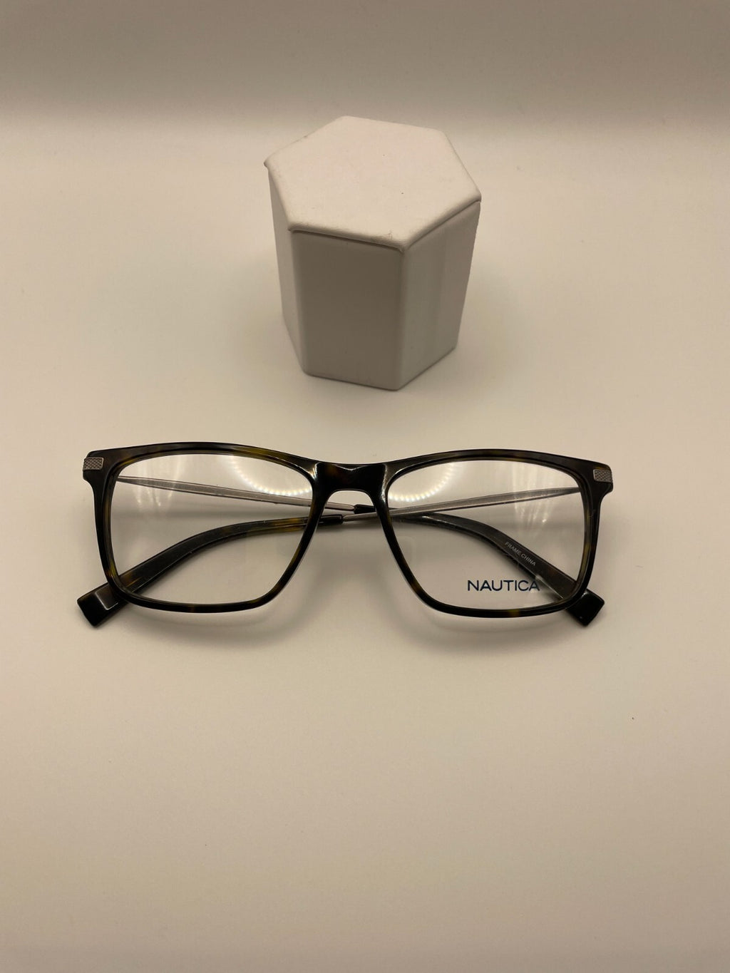 Nautica Brand N8134 Model 54 Eye Tortoise NEW