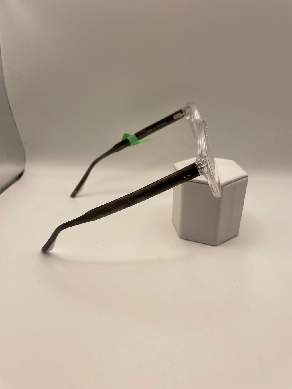 Elevate Brand 23018 Model 48 Eye Crystal NEW