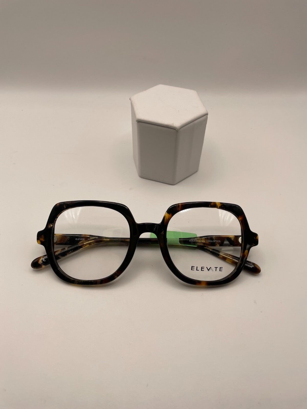 Elevate Brand 23013 Model 52 Eye Tortoise NEW