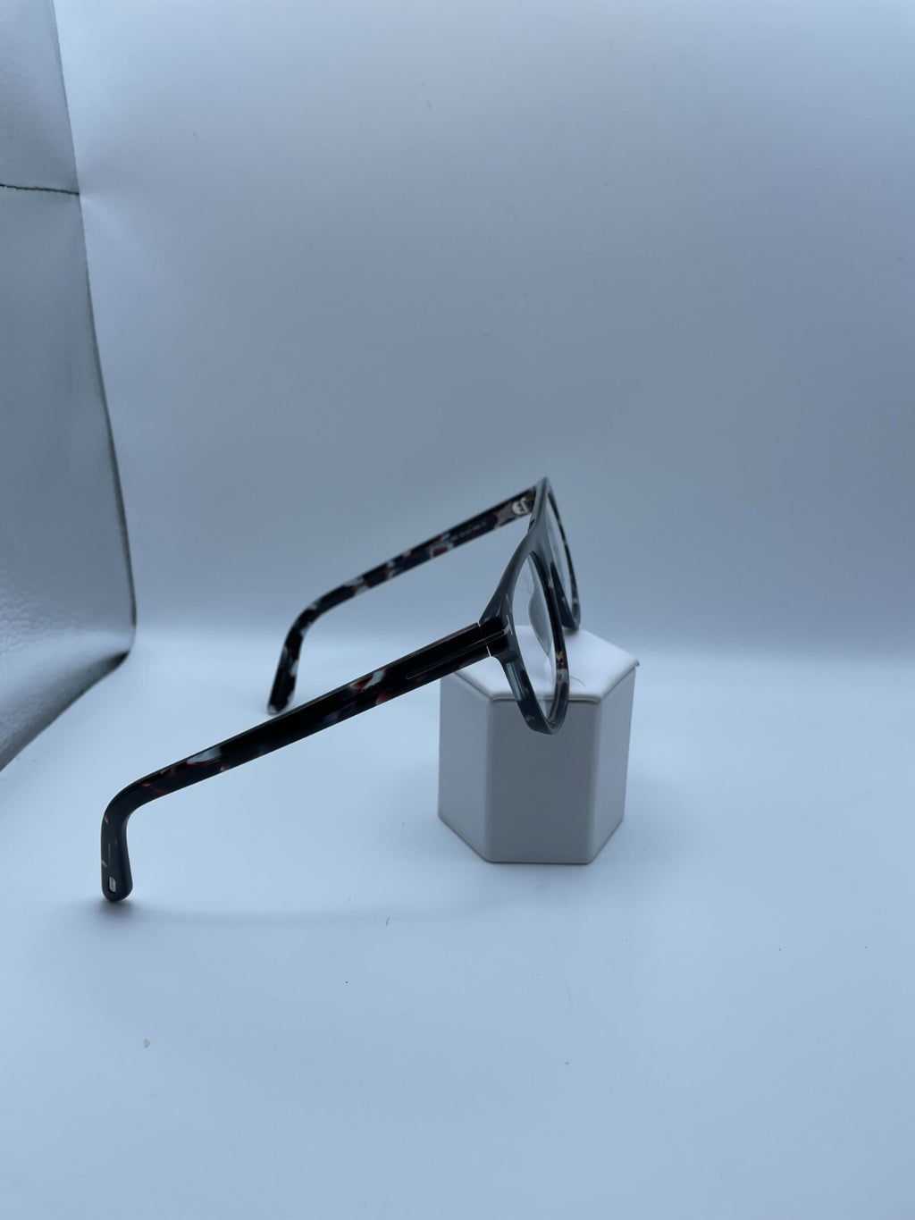 TOM FORD Brand TF5939-B Model 52 Eye Blue Havana NEW
