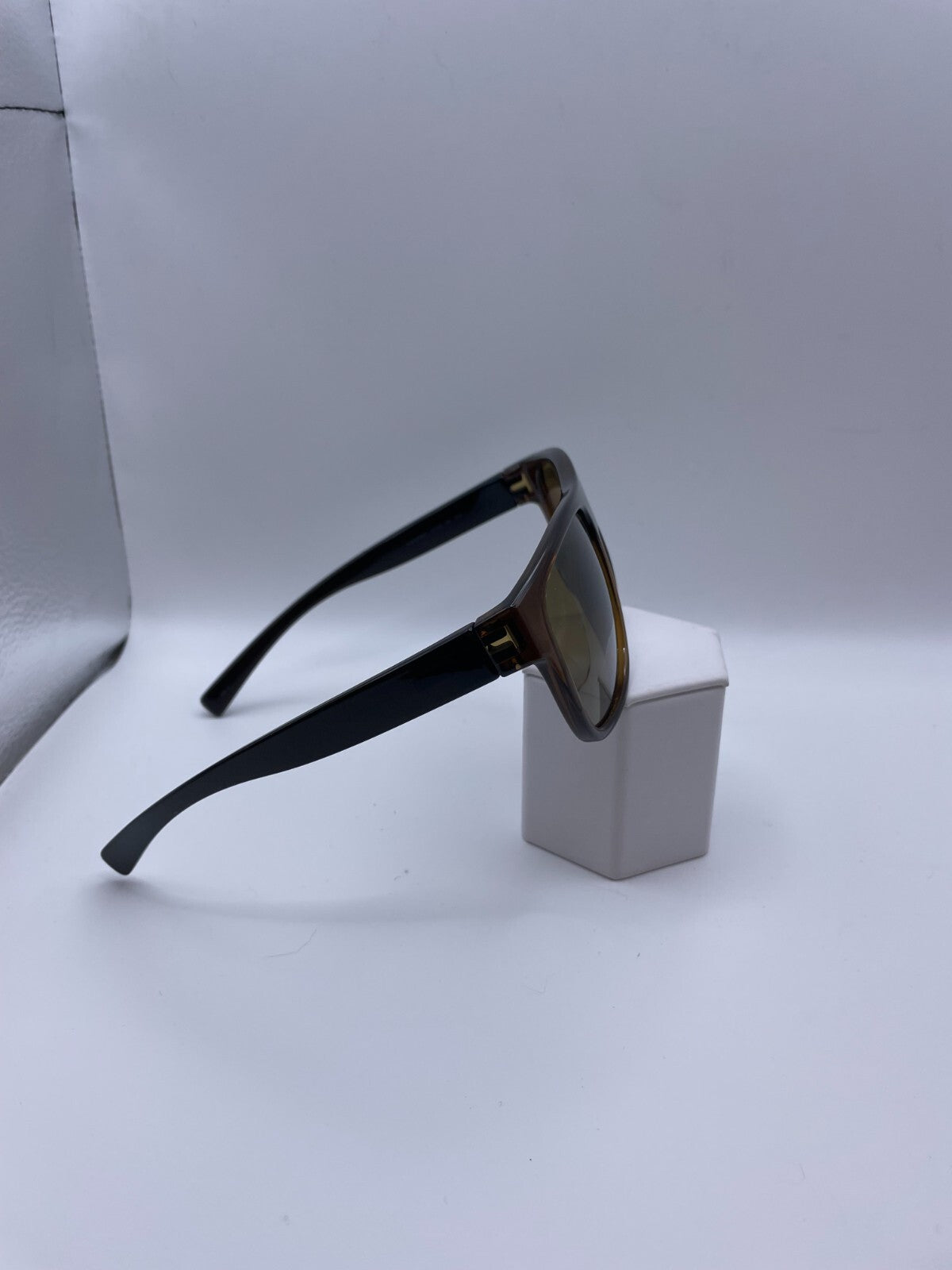 Modo Brand Silverstone Model 57 Eye Brown NEW