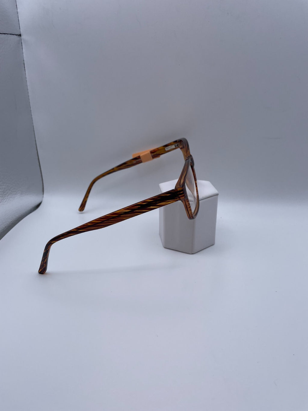 Enhance Brand 4039 Model 58 Eye Shiny Oak NEW