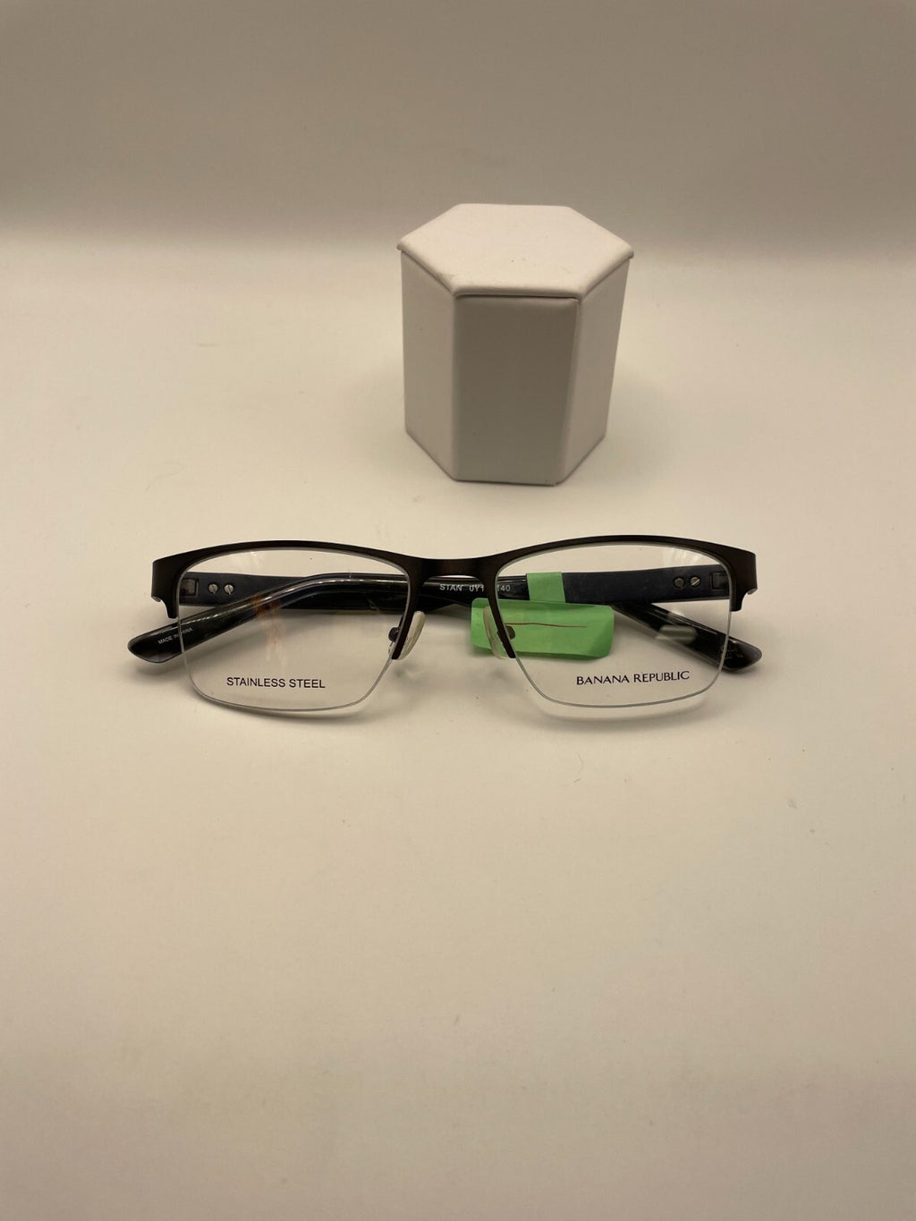 Banana Republic Brand Stan Model 52 Eye Black NEW