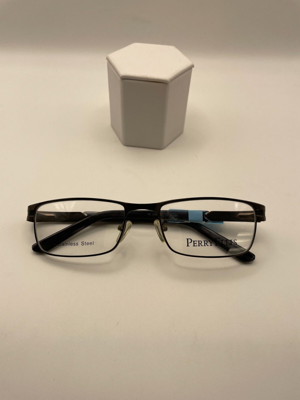 Perry Ellis Brand PE 298A-3 Model 52 Eye Brown NEW