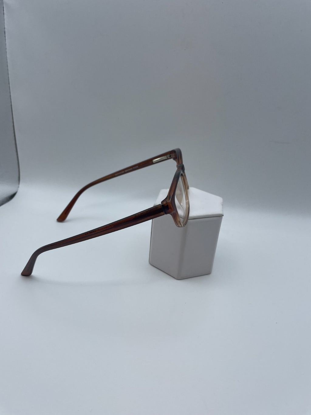 Enhance Brand 3923 Model 46 Eye Brown Fade NEW