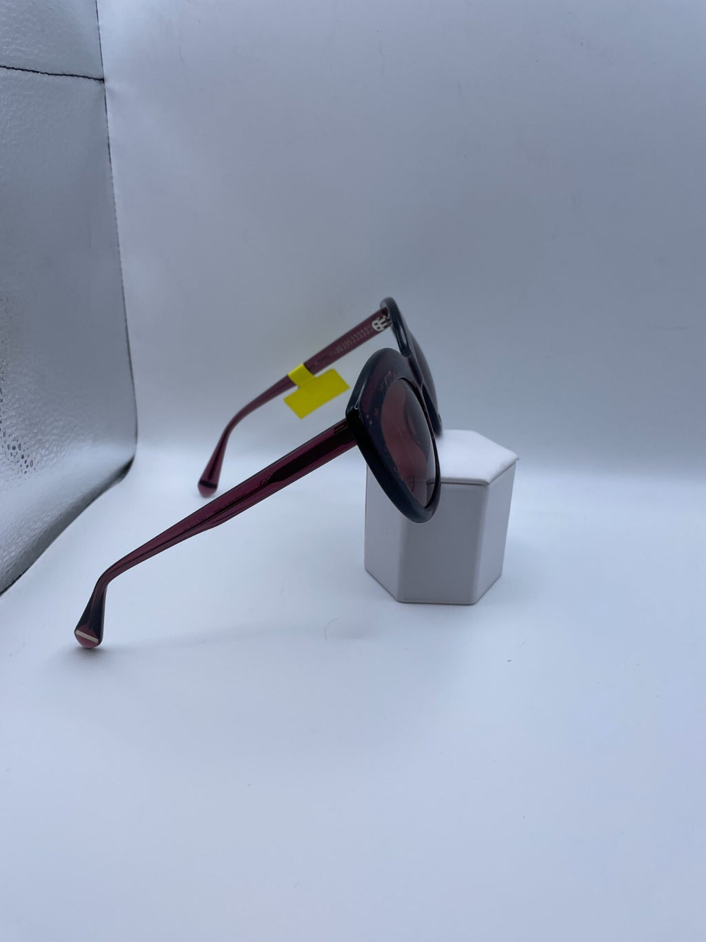 Zac Posen Brand Yasmine Model 53 Eye Plum NEW