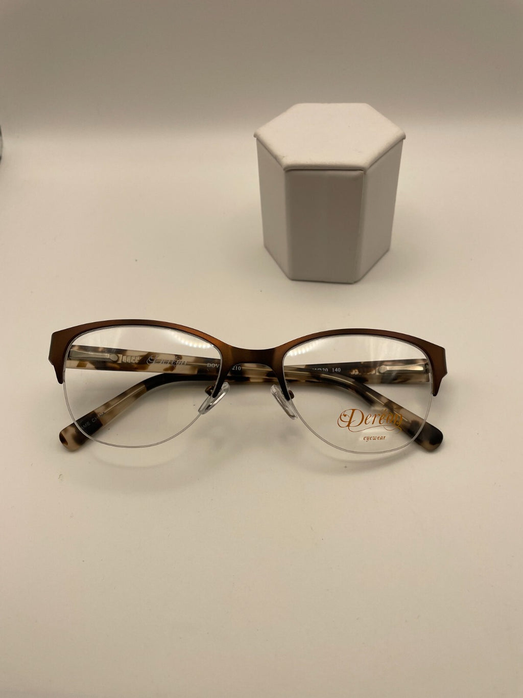 Dereon Brand DOV532 Model 53 Eye Brown NEW