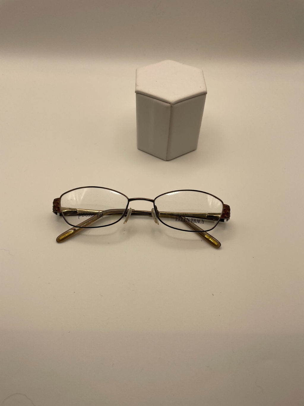 Ellen Tracy Brand Bantry Model 48 Eye Brown NEW