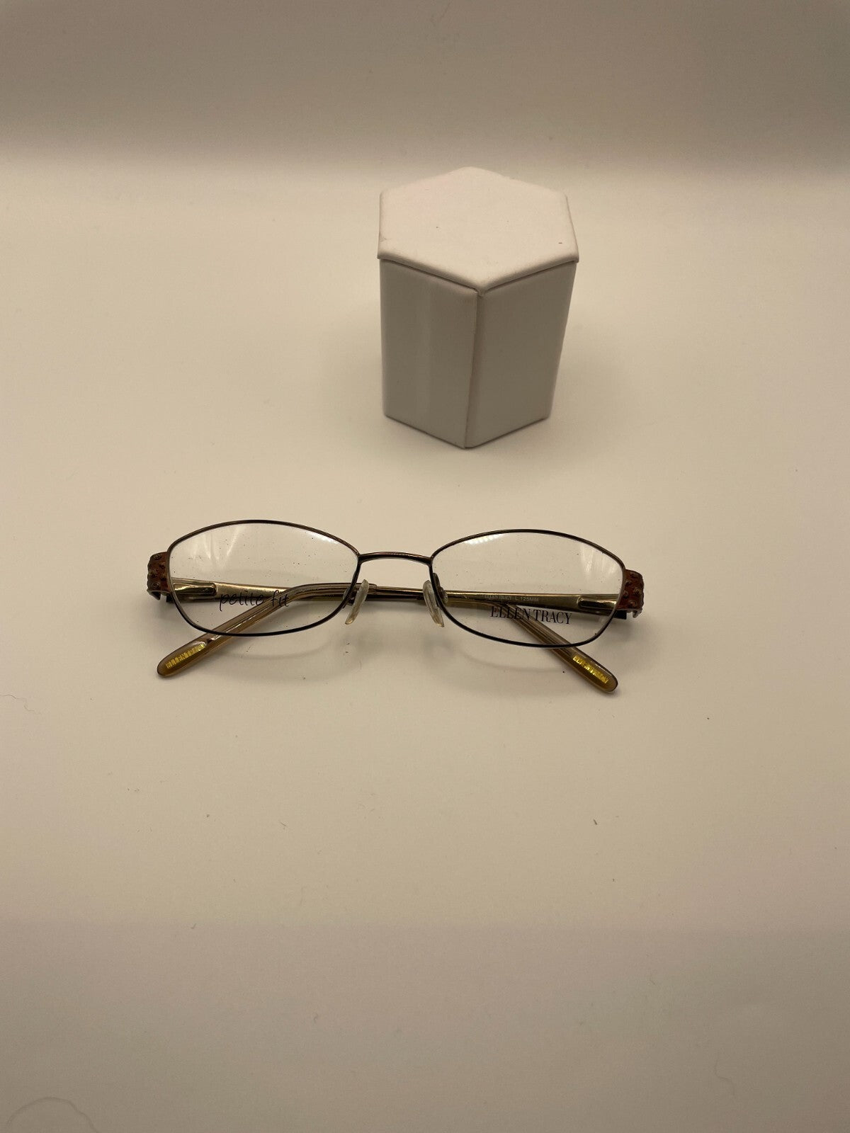 Ellen Tracy Brand Bantry Model 48 Eye Brown NEW