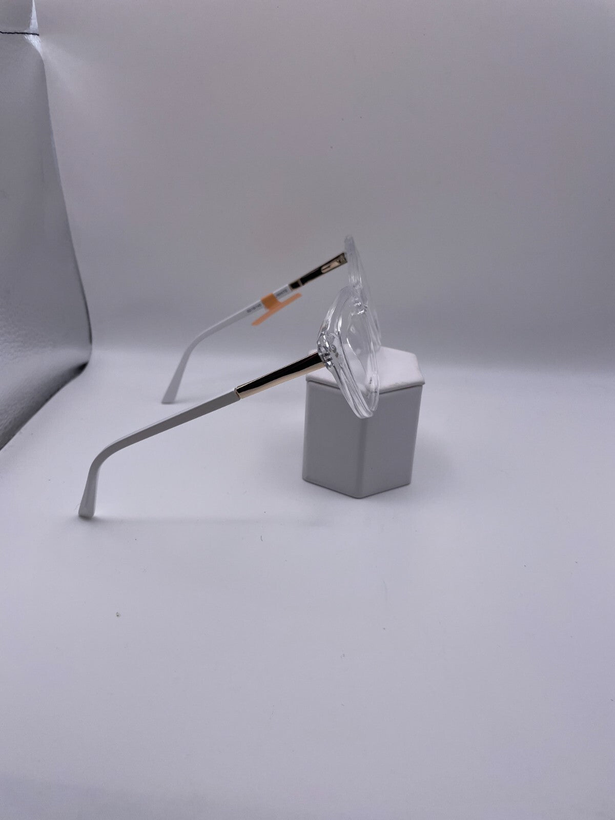 Enhance Brand 4532 Model 52 Eye Crystal/White NEW