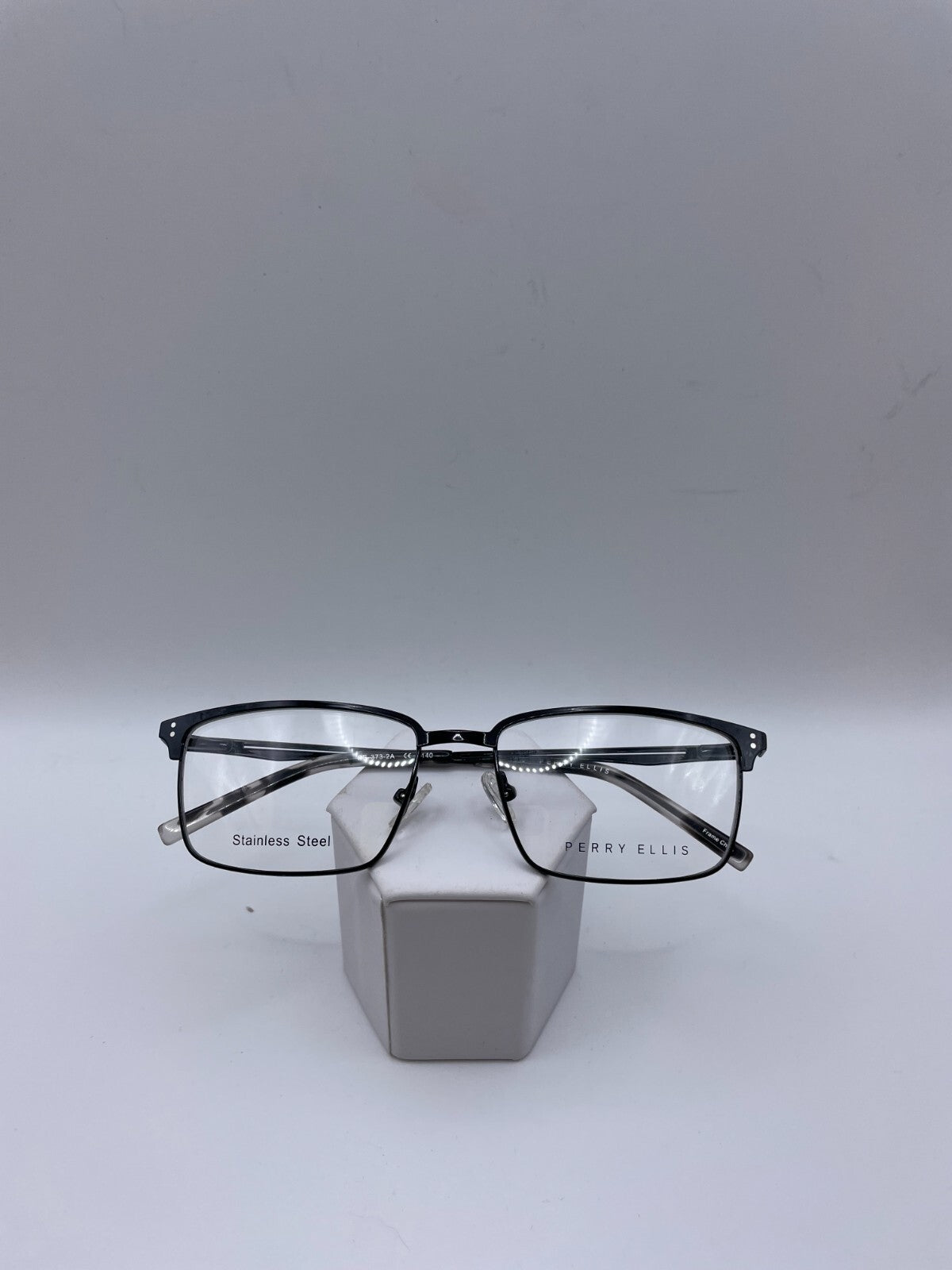 Perry Ellis Brand PE 373-2A Model 55 Eye Black NEW