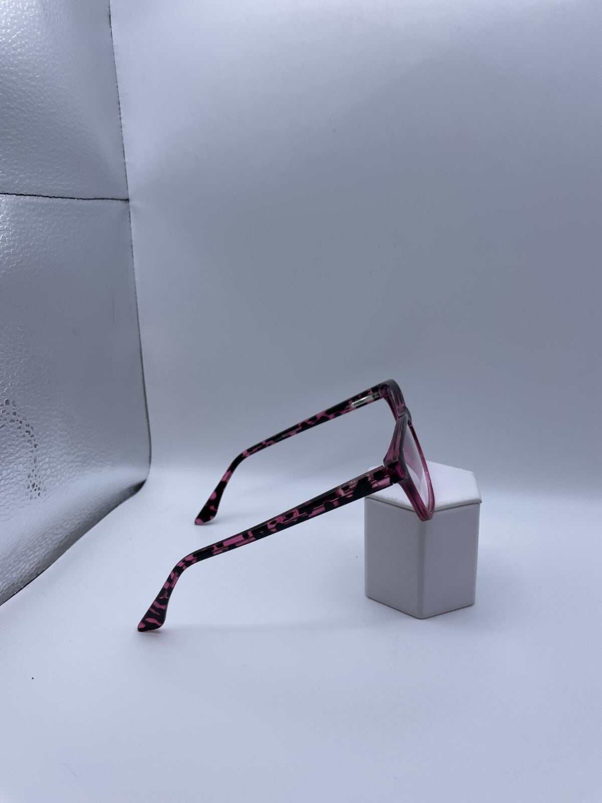 Modern Optical Brand Culture Model 54 Eye Purple NEW