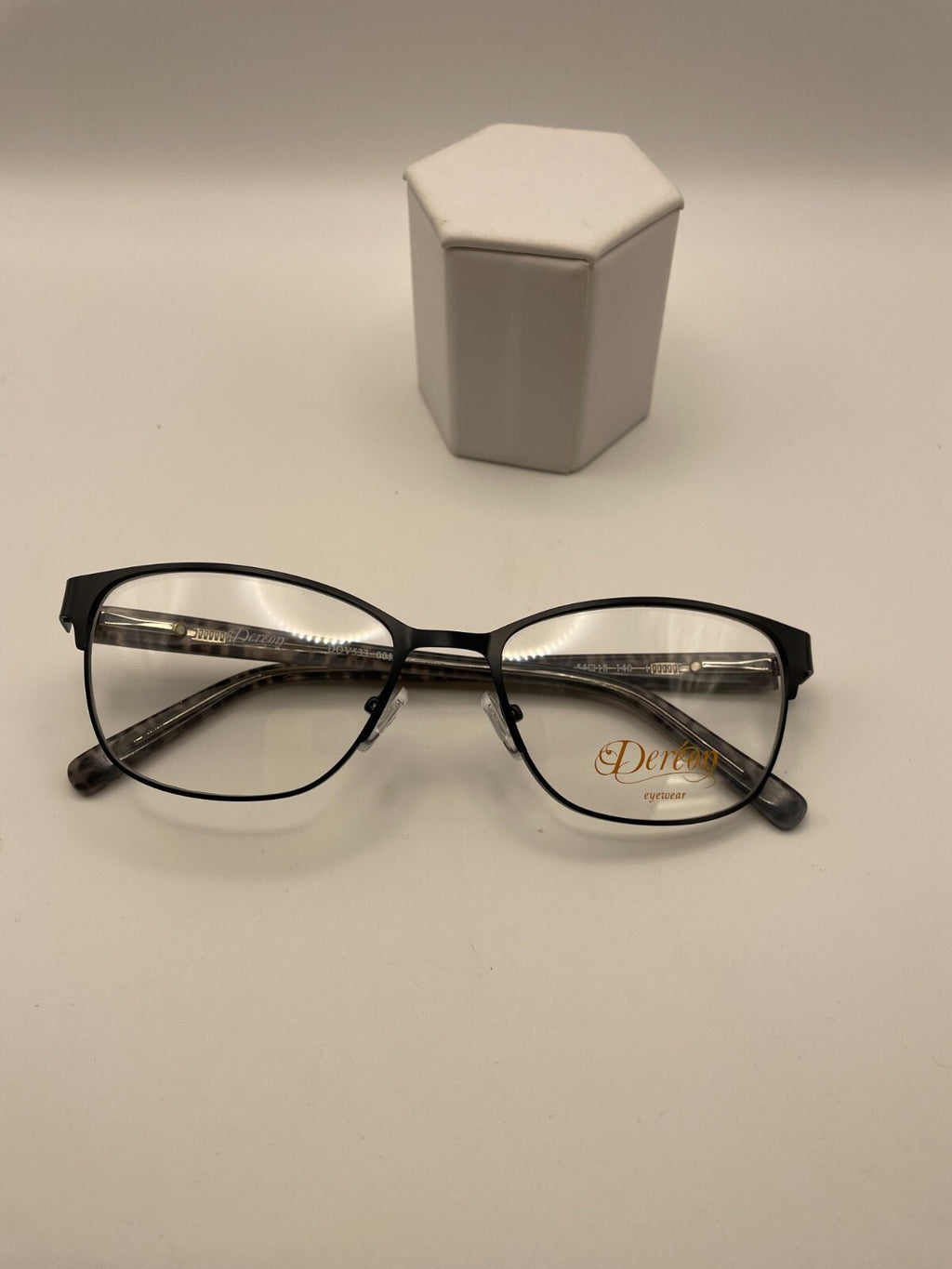 Dereon Brand DOV533 Model 54 Eye Black NEW