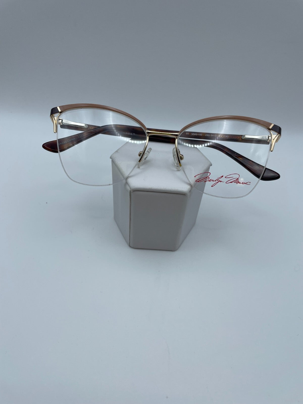 Marilyn Monroe Brand MMO192 Model 54 Eye Nude NEW