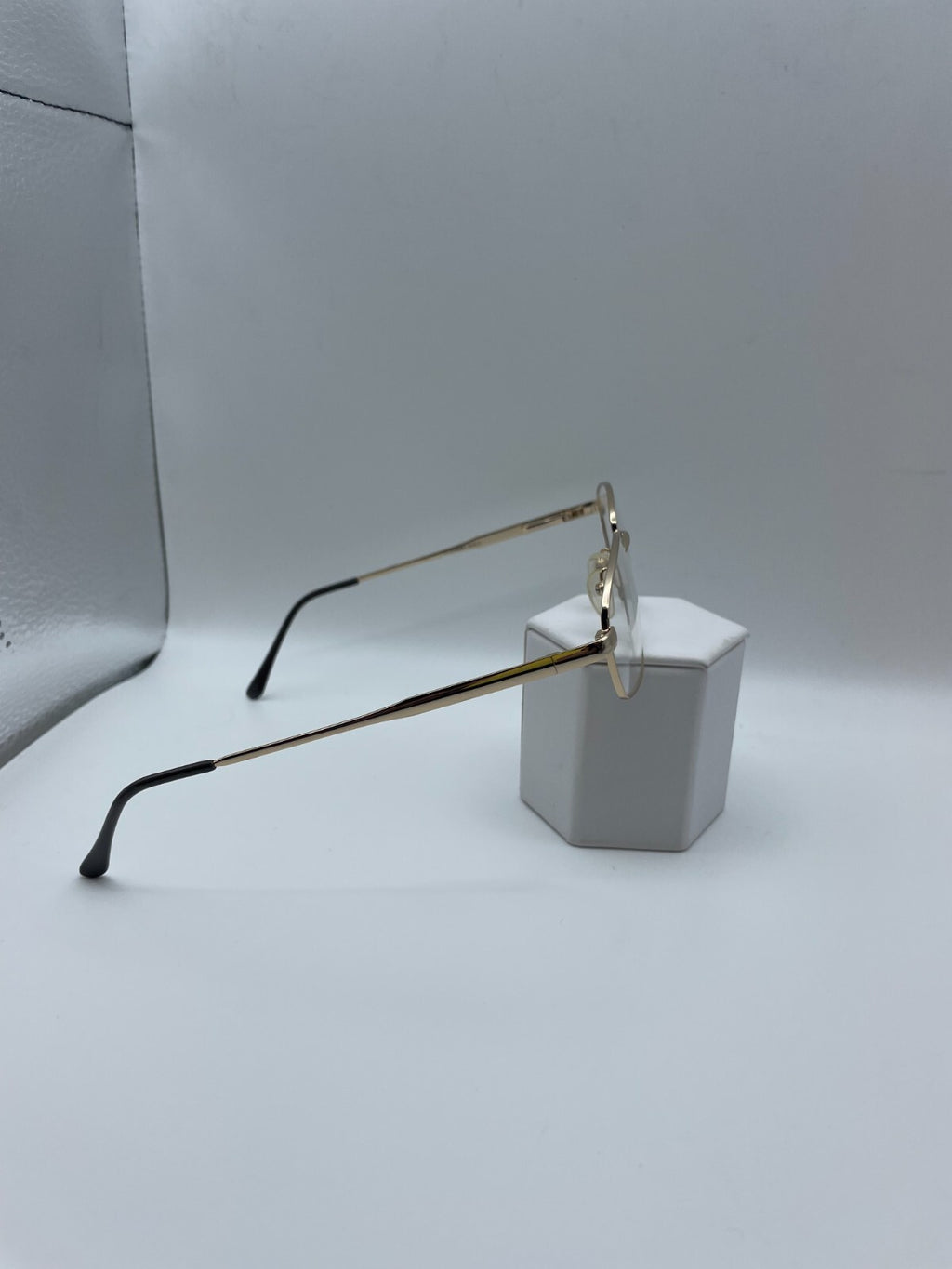 The Elan Collection Brand Elan9261 Model 54 Eye Gold NEW