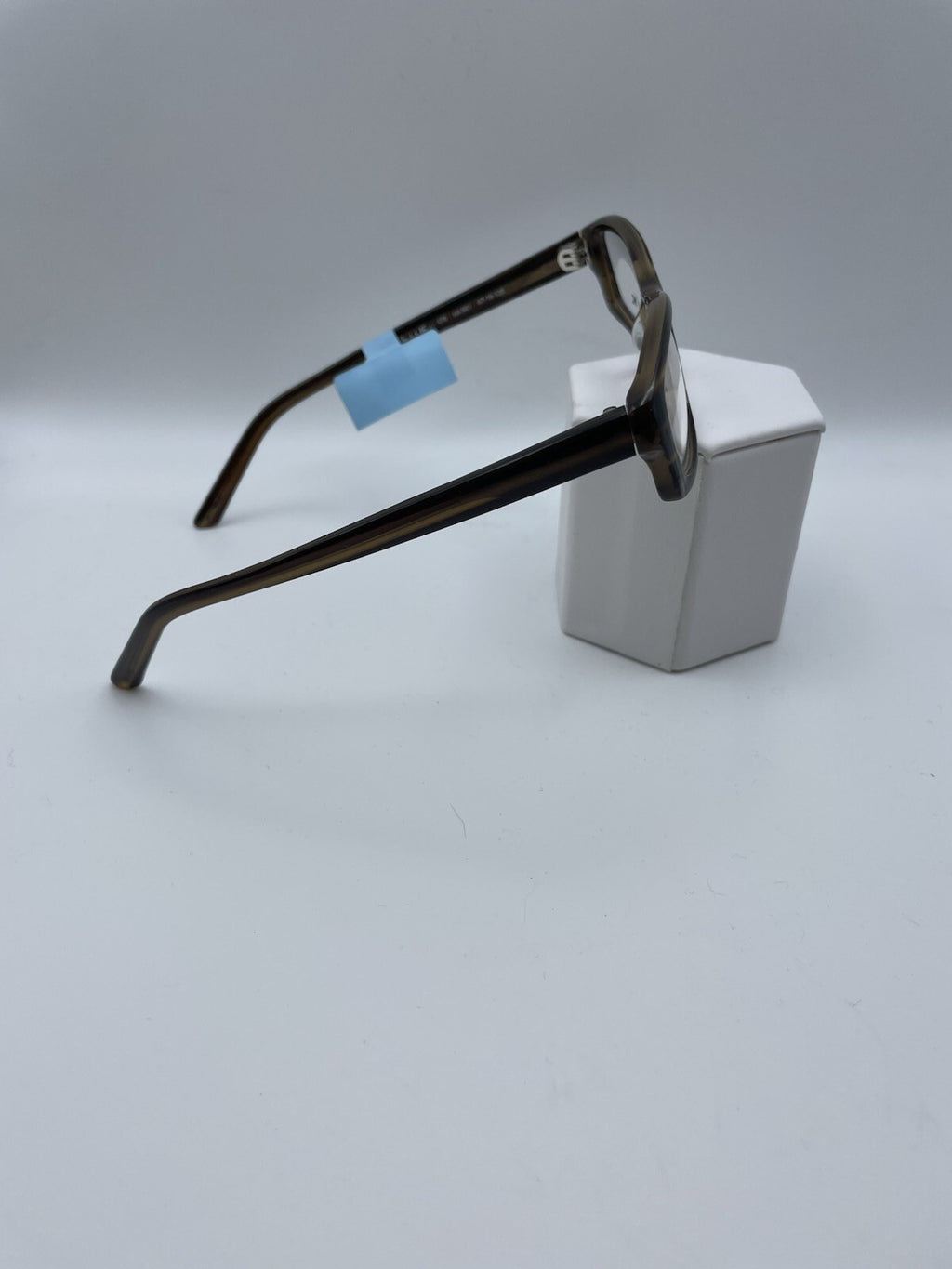 KLiiK Denmark Brand 476 Model 47 Eye Brown NEW