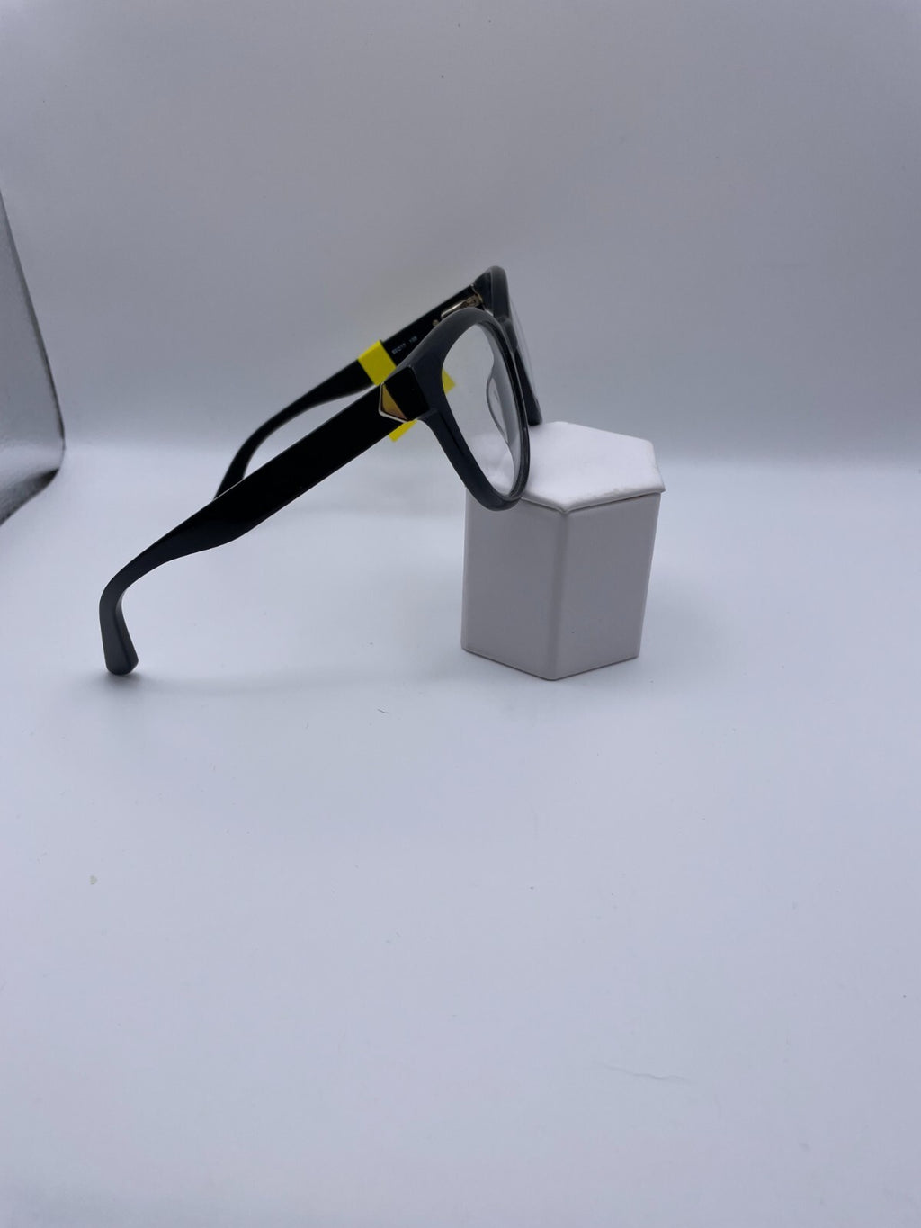 Karl Lagerfeld KL922 Model 53 Eye Black NEW