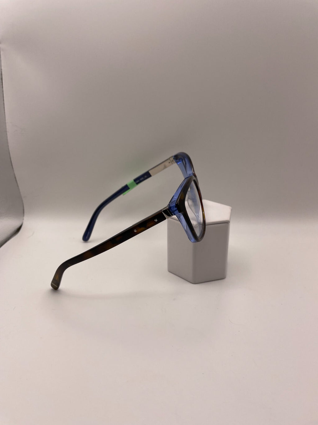 Bobbi Brown Brand The Lena Model 54 Eye Tortoise Apphire NEW