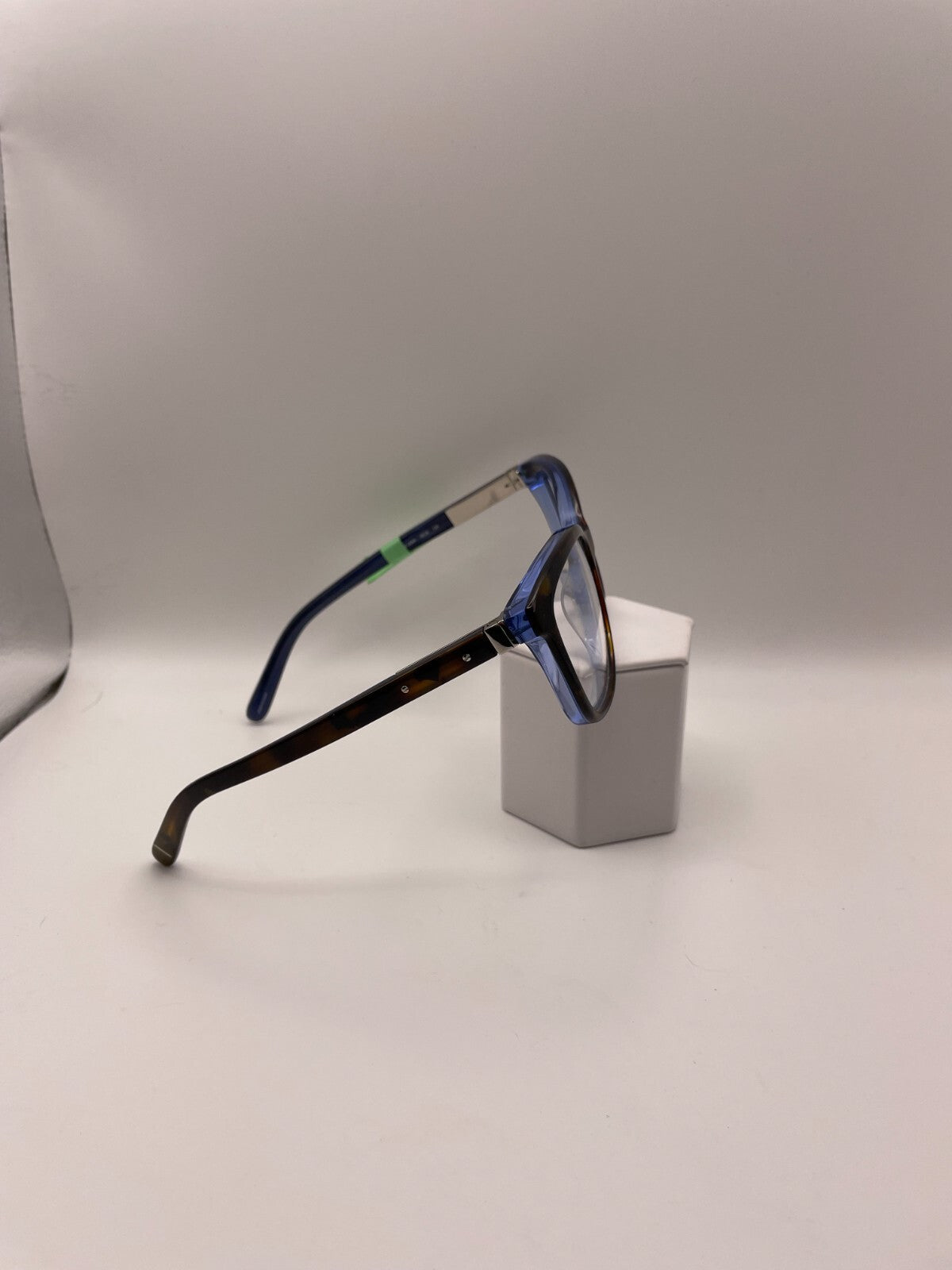 Bobbi Brown Brand The Lena Model 54 Eye Tortoise Apphire NEW
