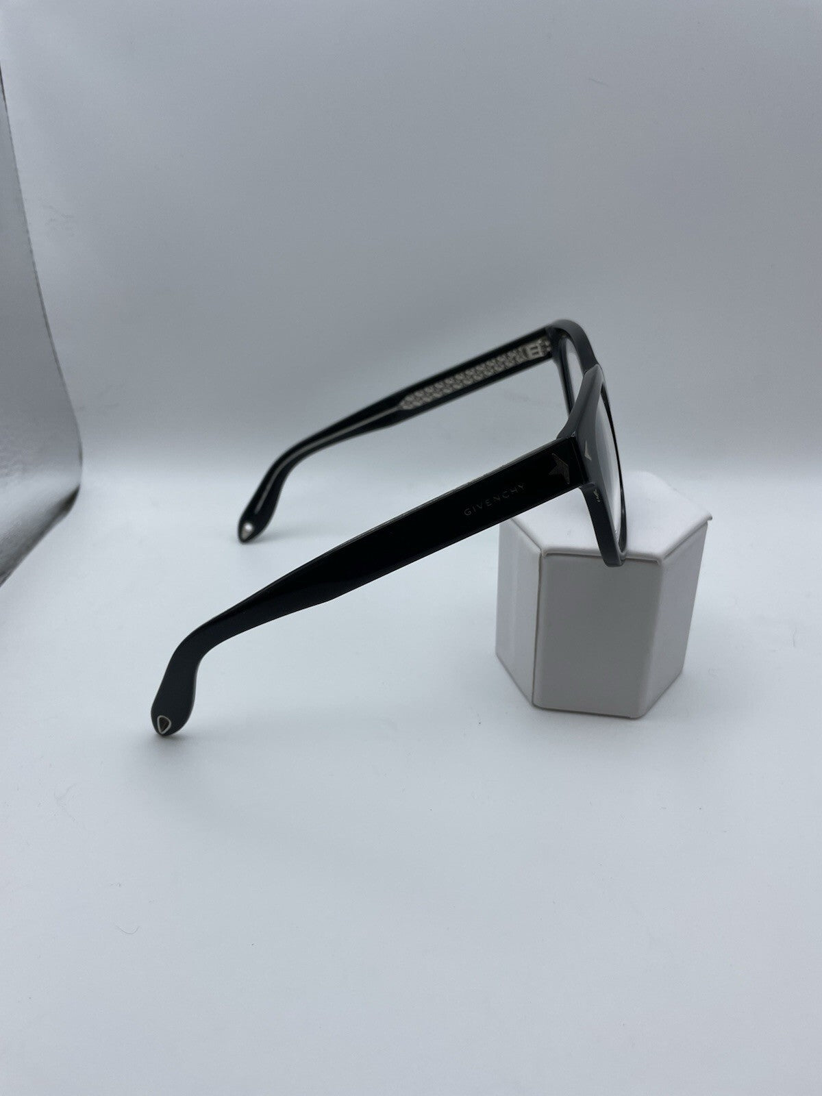 Givenchy Brand GV 0032 Y6C Model 50 Eye Black NEW
