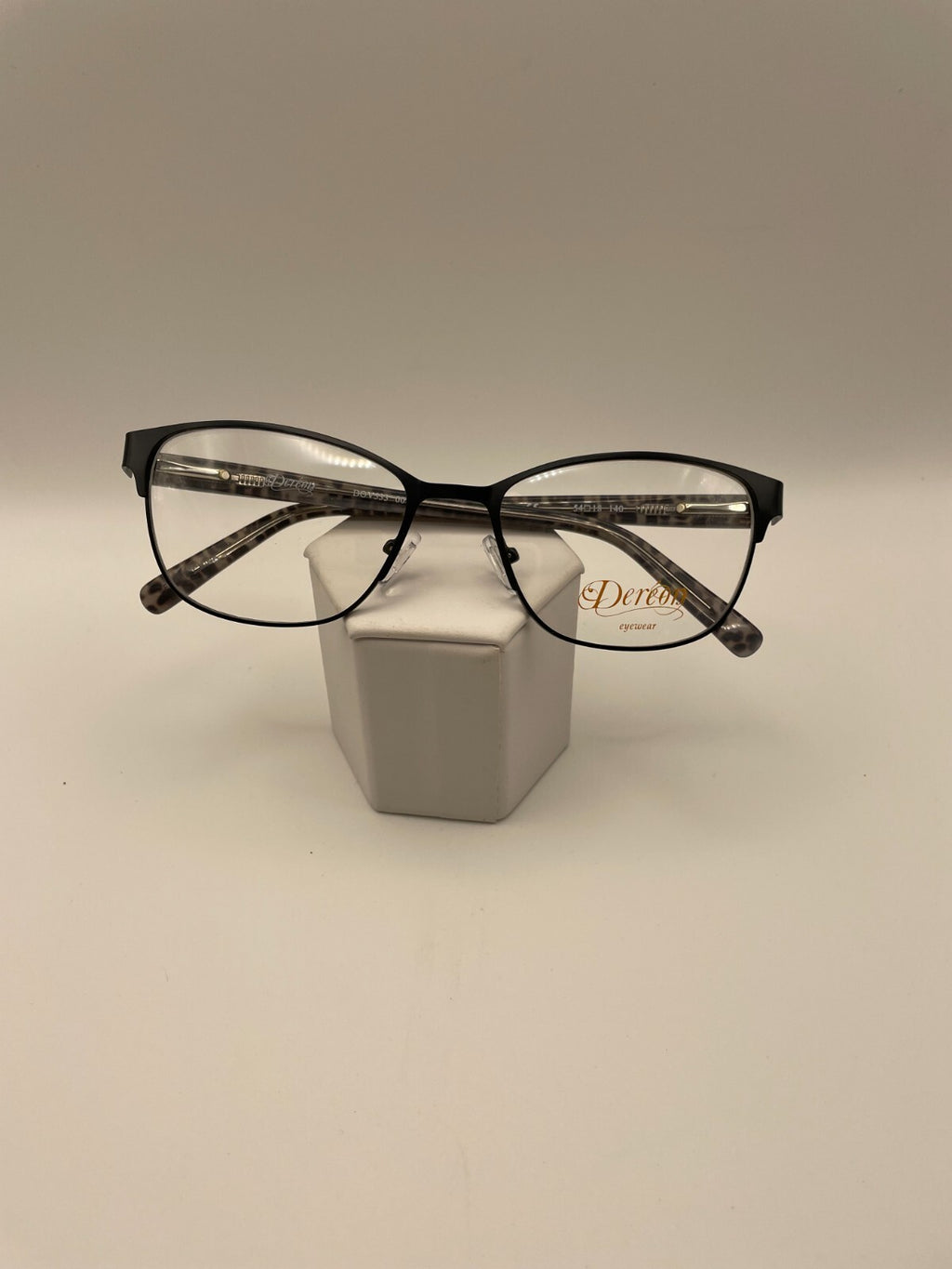 Dereon Brand DOV533 Model 54 Eye Black NEW