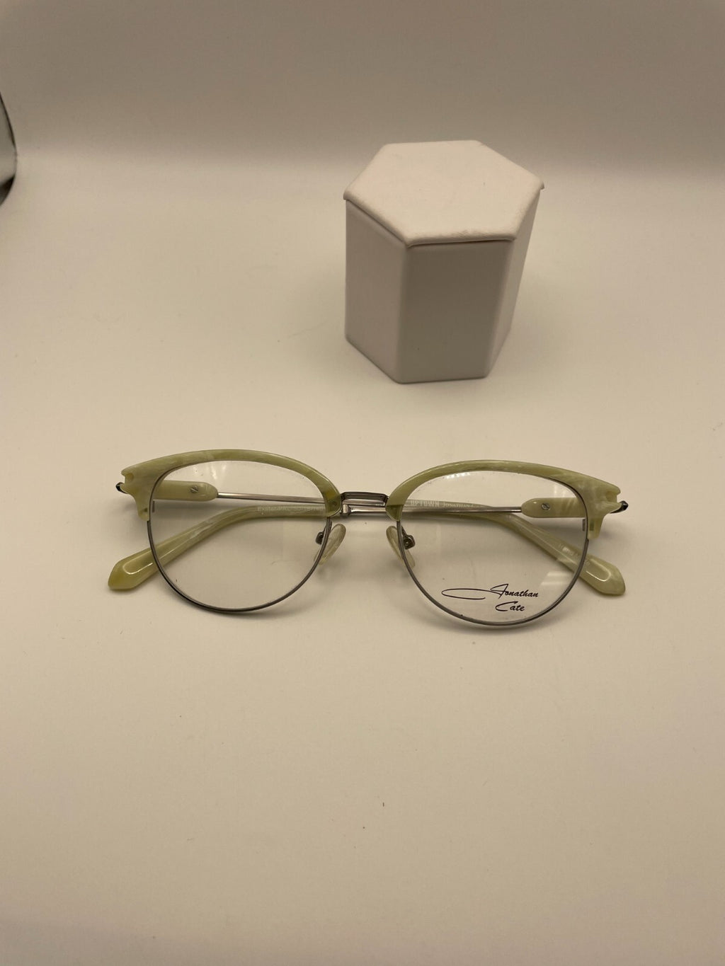 Up Town Jonathan Cate Brand Exeter Model 50 Eye PRL NEW