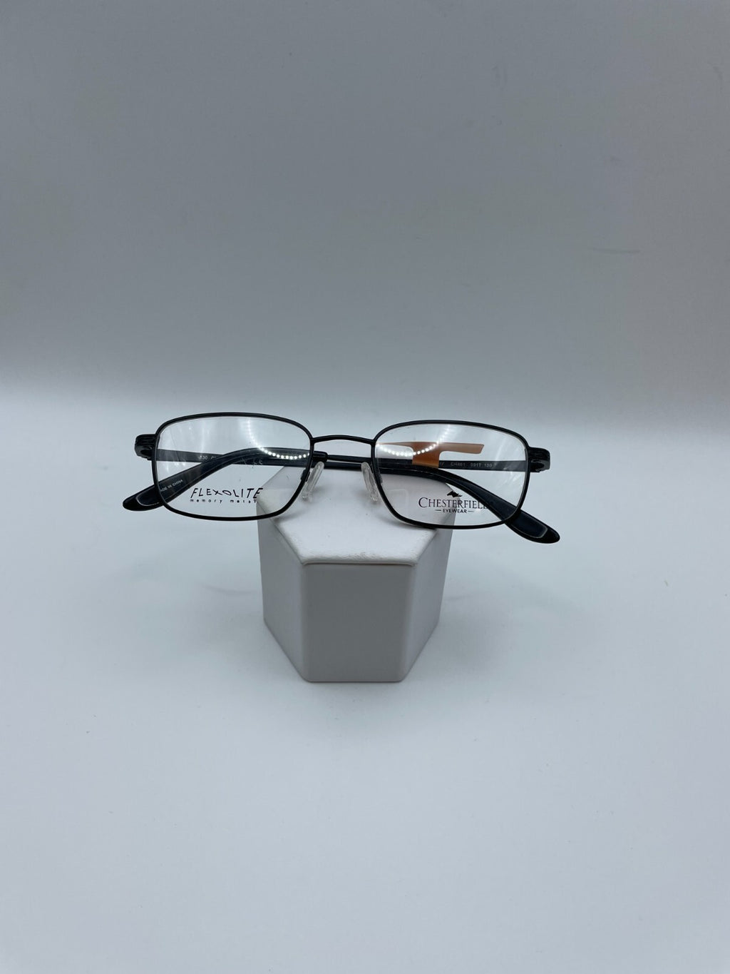 Chesterfield Brand CH461 Model 46 Eye Black NEW