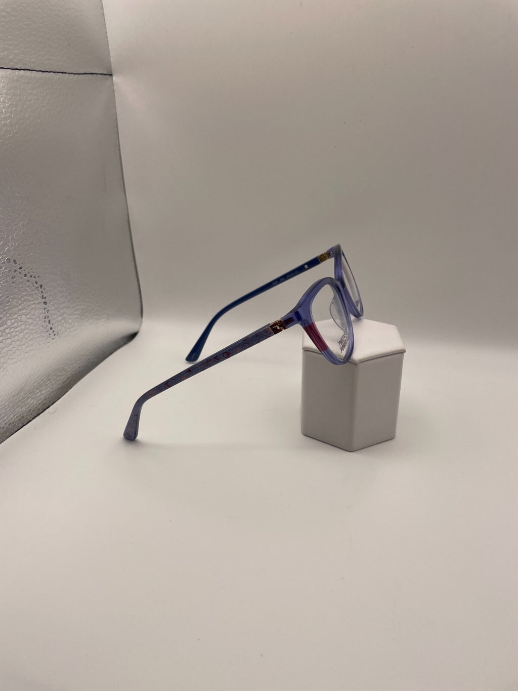 Champion Brand SLAY Model 49 Eye Transparent Lilac NEW