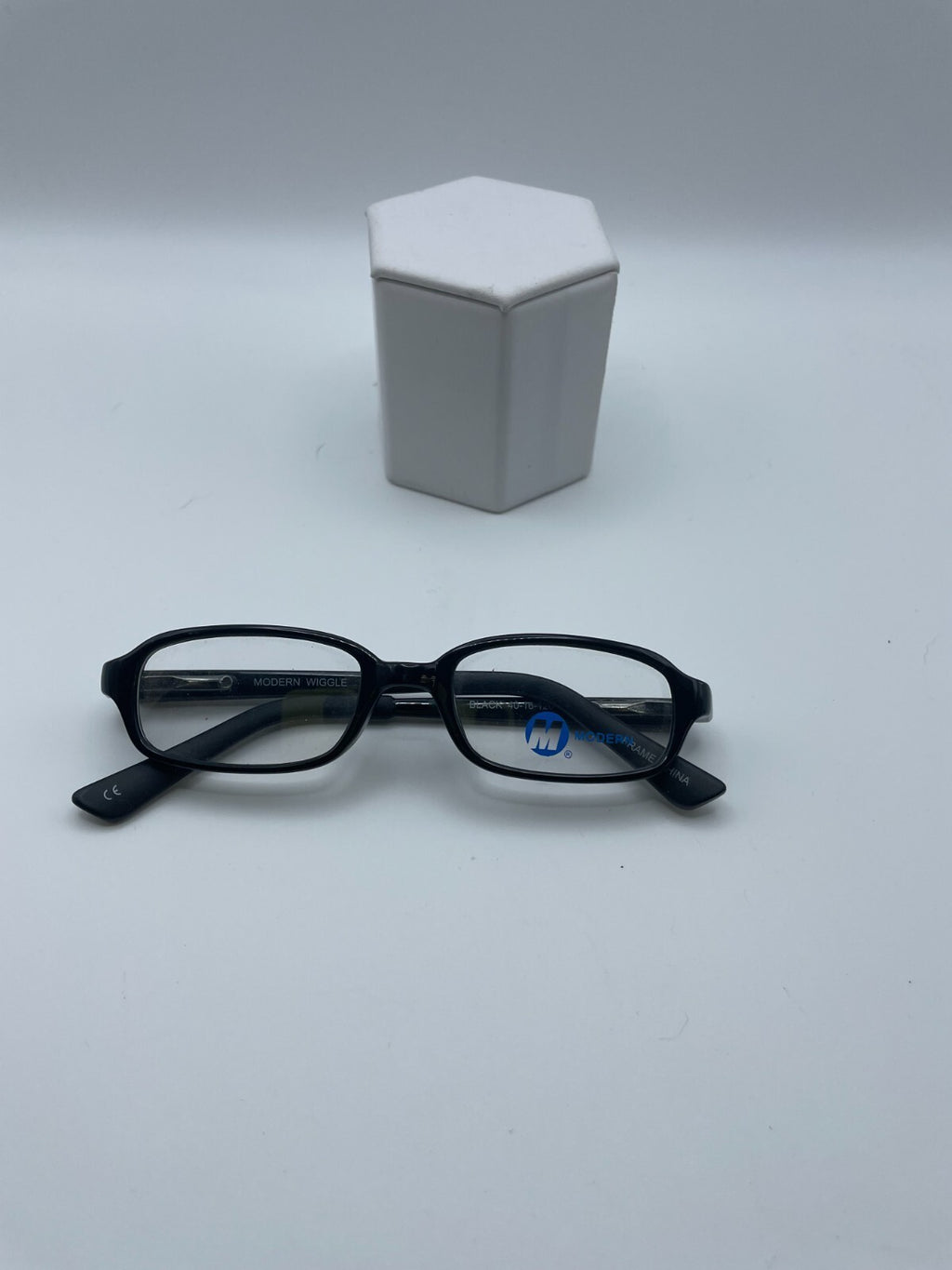Modern Optical Brand Wiggle Model 40 Eye Black NEW