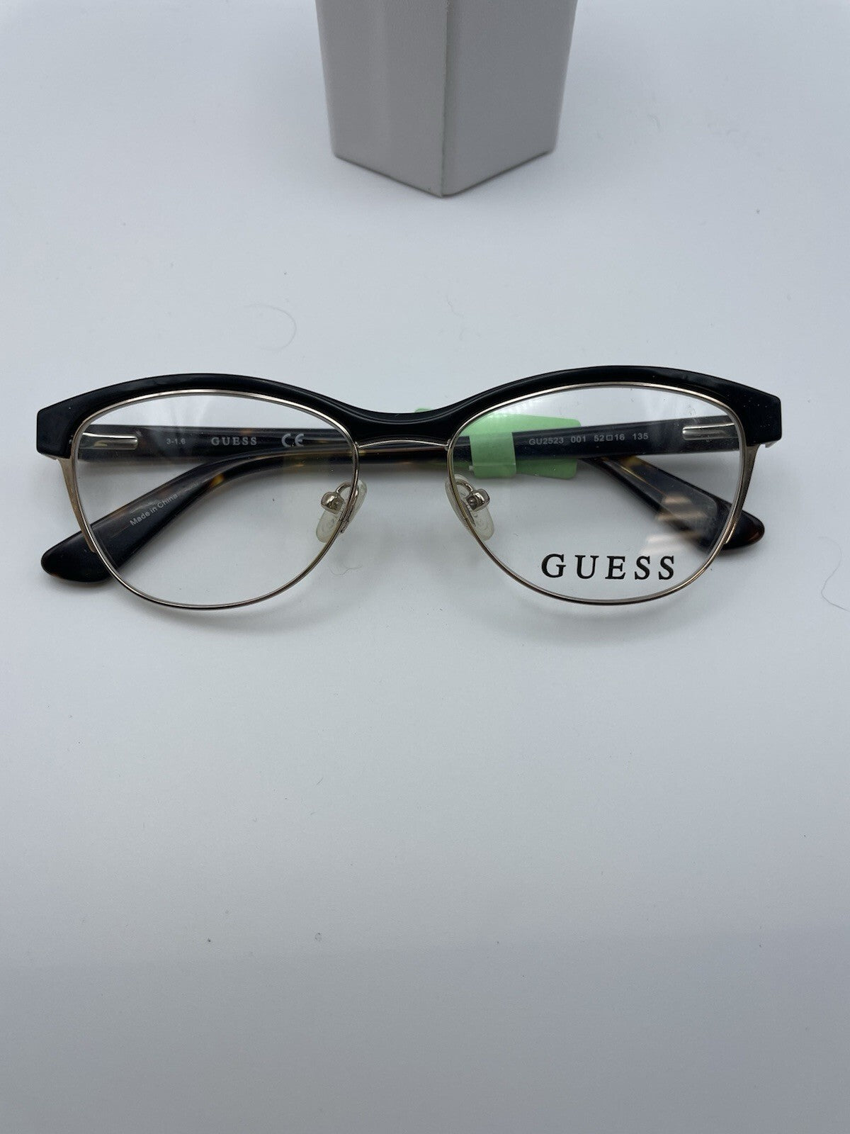 Guess Brand GU2523 Model 52 Eye BLK NEW