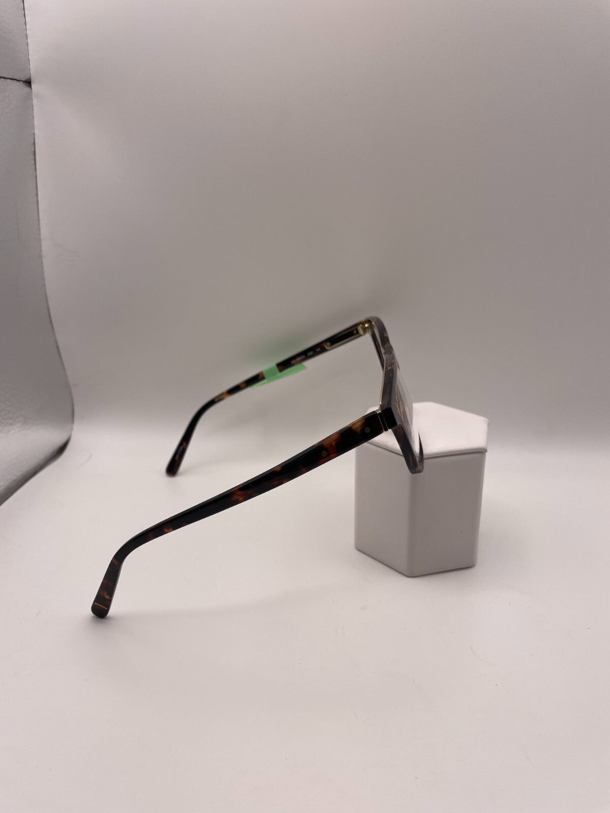 Bobbi Brown Brand The Wilson Model 53 Eye Havana Olive NEW
