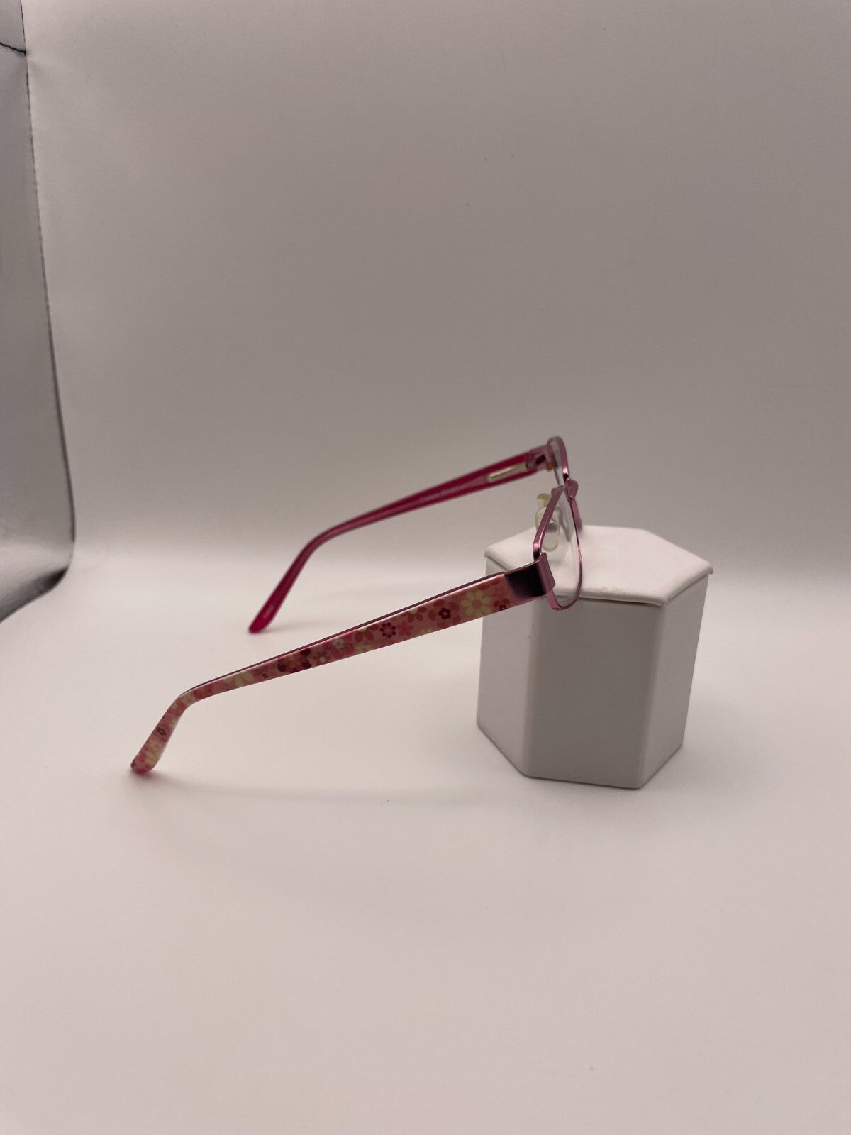 Chelsea Morgan Brand CMM 1005 Model 46 Eye Pink NEW