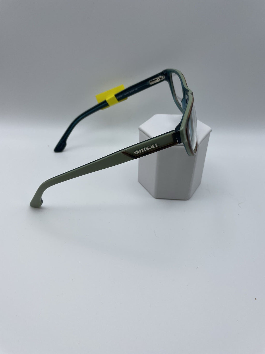 Diesel Brand DL5073 Model 53 Eye Tort/Blue NEW