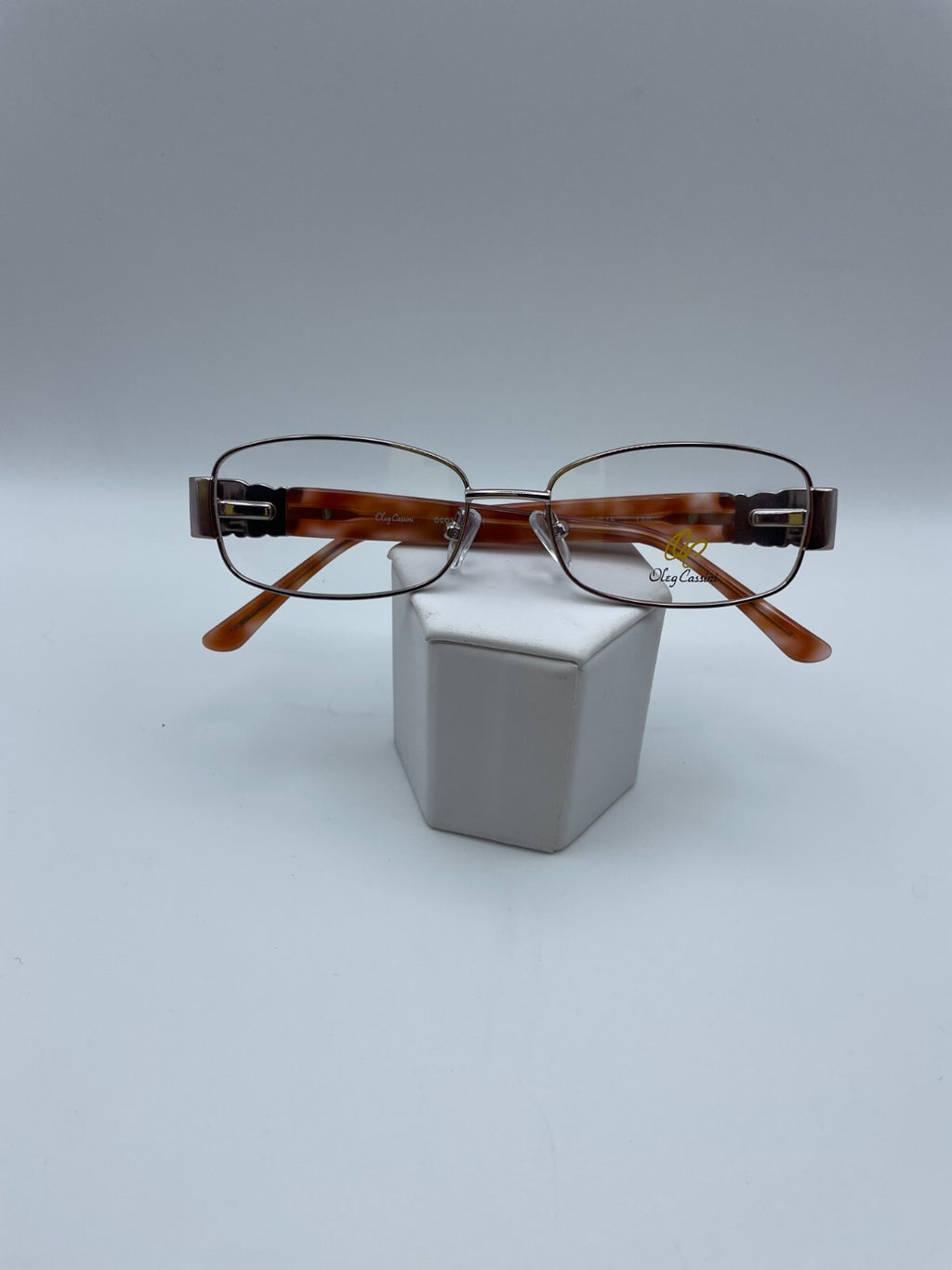 Oleg Cassini Brand OCO360 Model 53 Eye Shiny Blush NEW