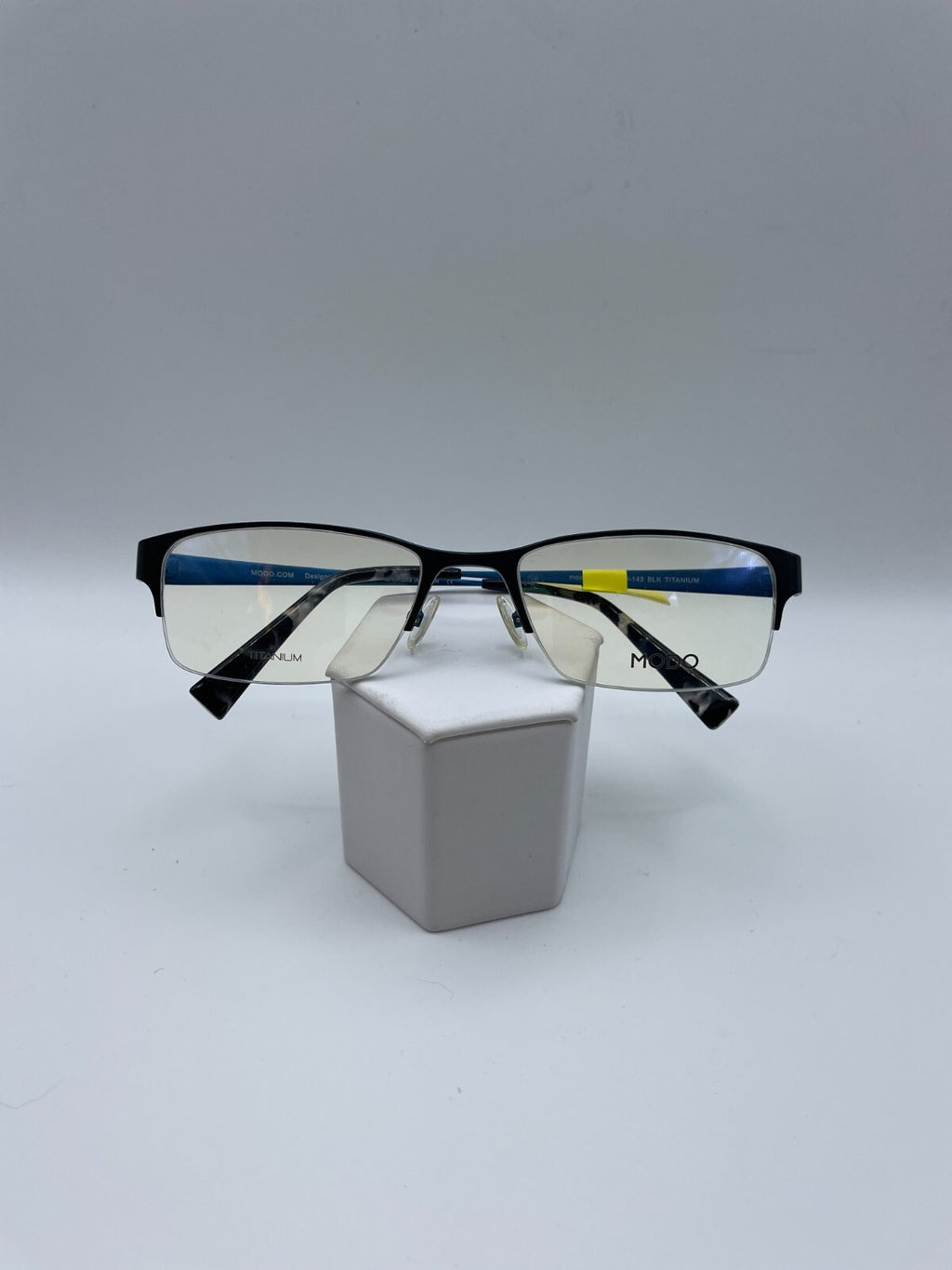 MODO Brand 4021 Model 55 Eye Blk Titanium NEW