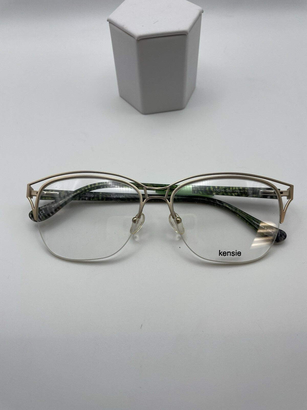 Kensie Brand Highlight Model 55 Eye Gold/Green NEW