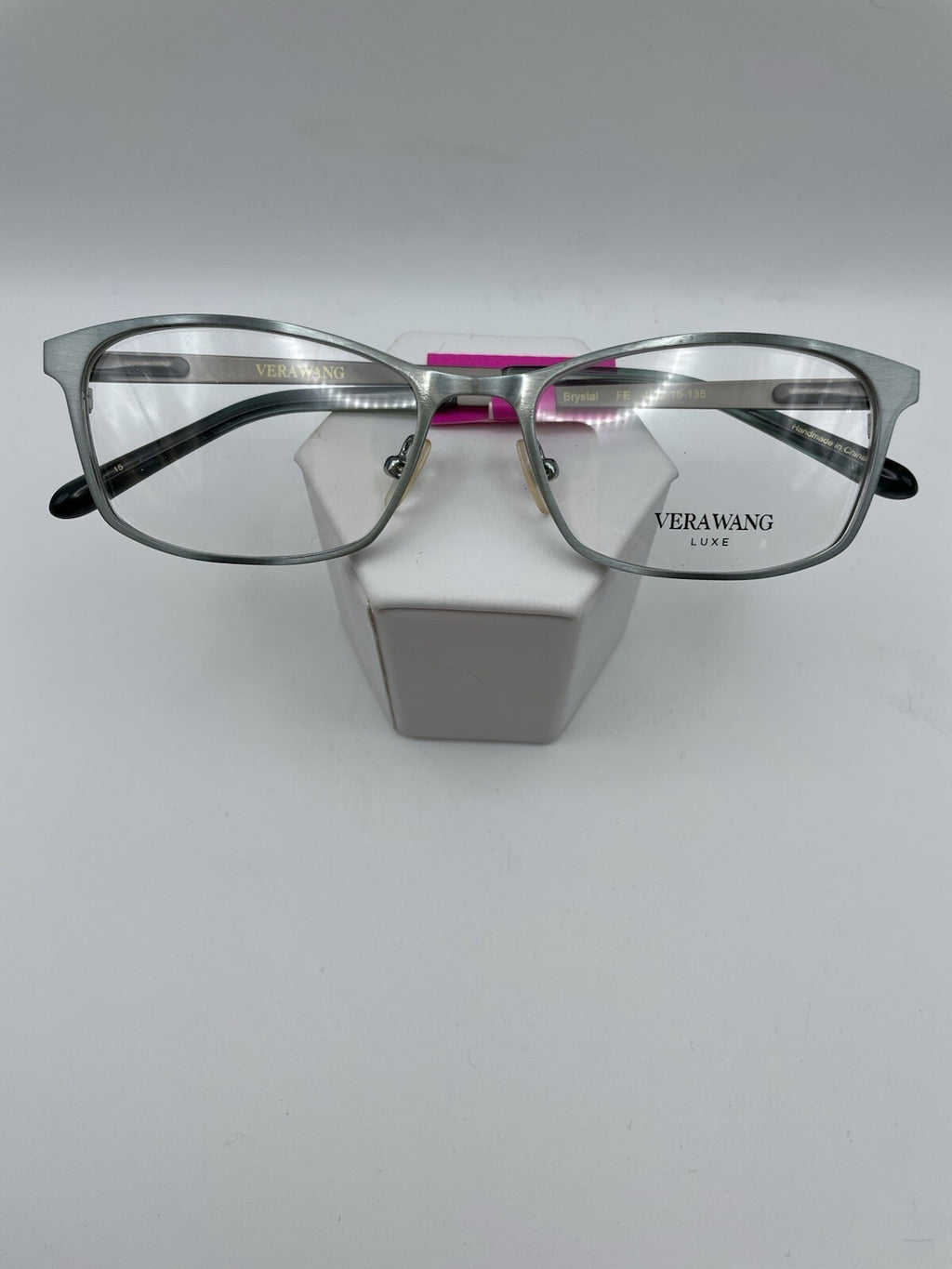 VERA WANG Brand Brystal Model 52 Eye Green NEW