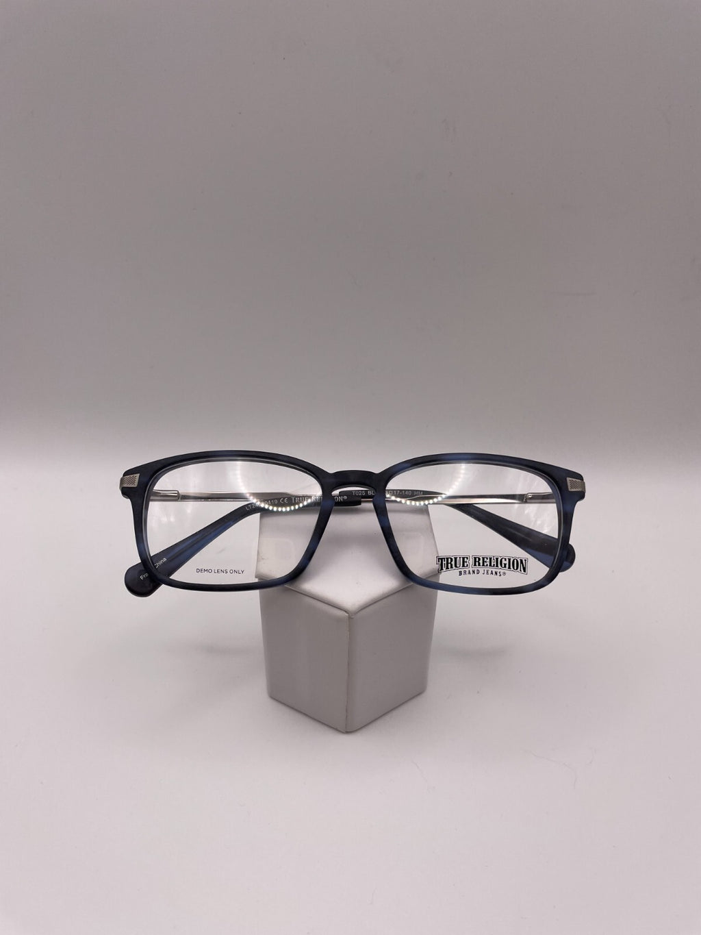 True Religion Brand T025 Model 53 Eye Blue NEW