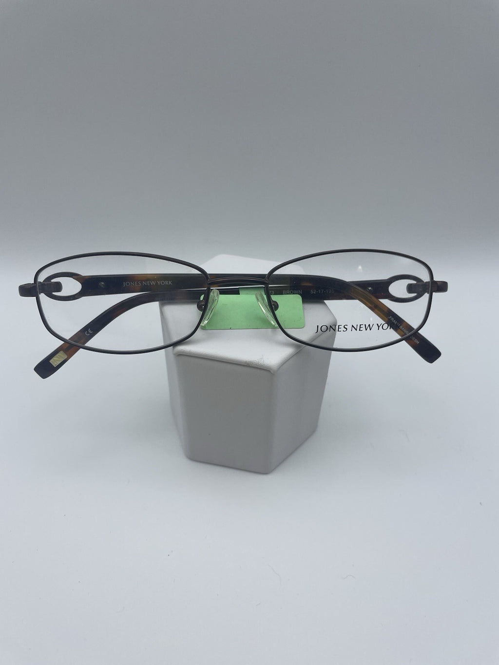 Jones New York Brand J473 Model 52 Eye Brown NEW