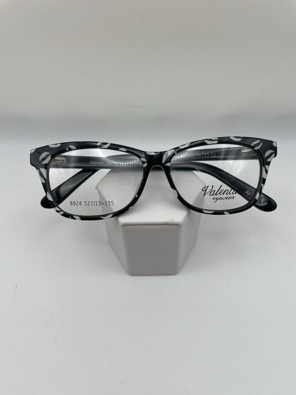 Valentini Brand 8924 Model 52 Eye Black NEW