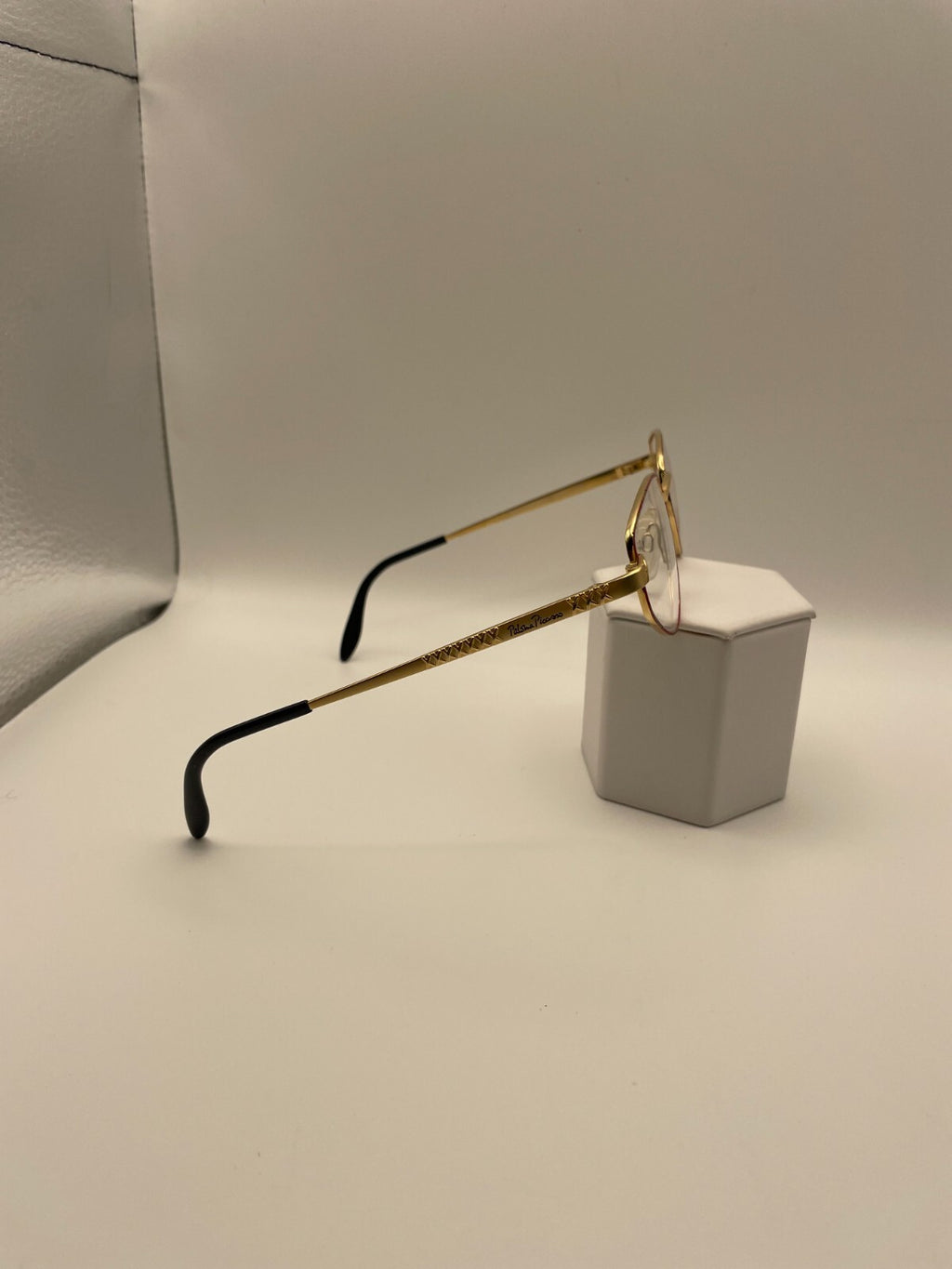 Palsma Picasso Brand 8416 Model 51 Eye Red/Gold NEW