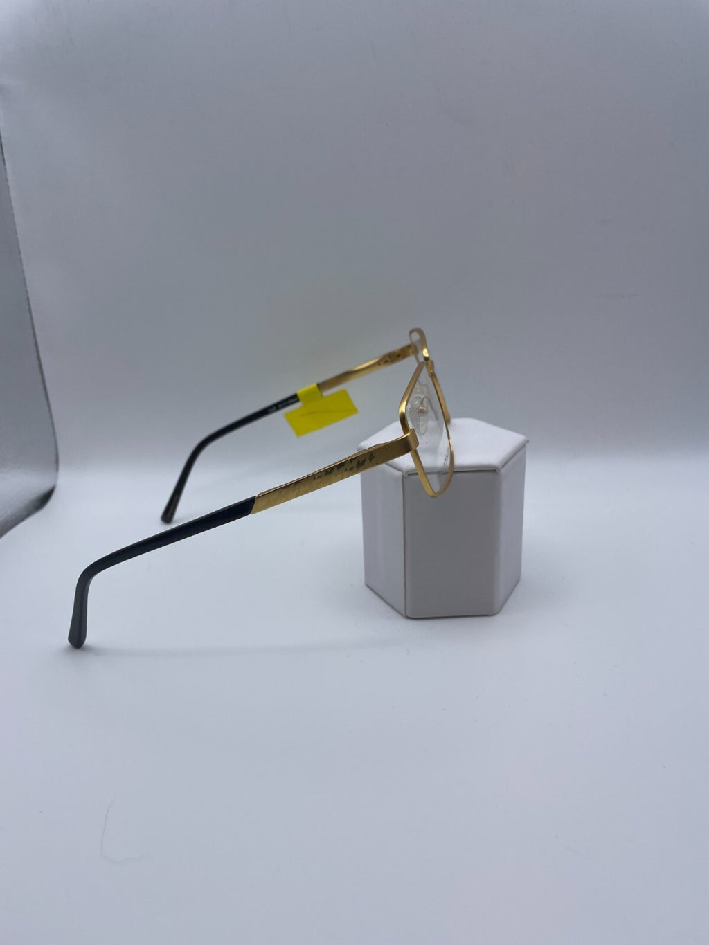 Hart Schaffner Marx Brand HSM T-155 Model 54 Eye Gold NEW