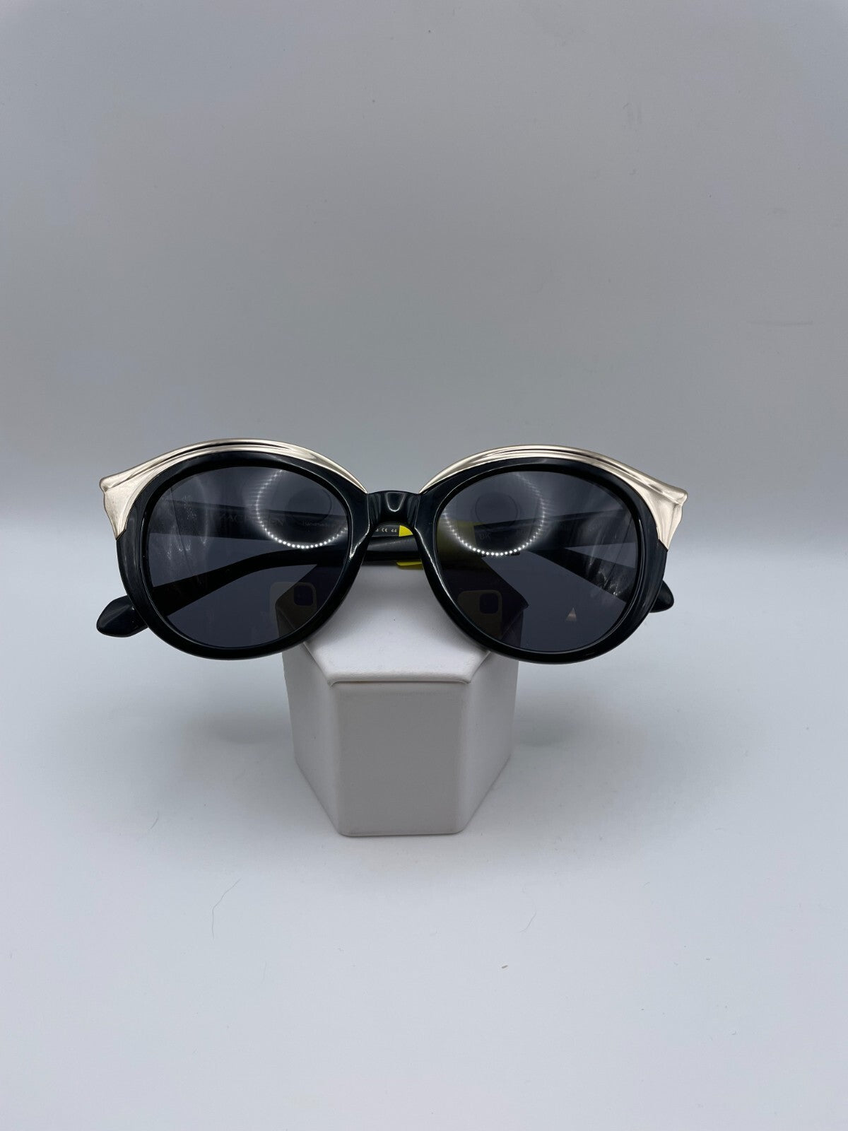 Zac Posen Brand Dionne Model 50 Eye Black NEW