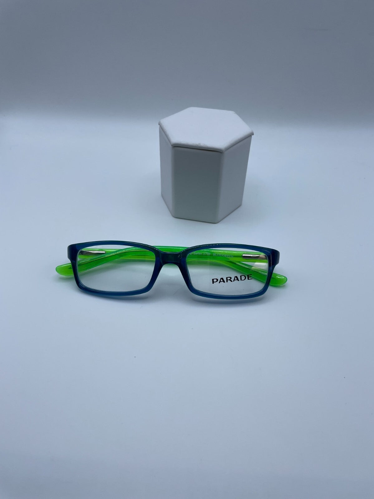 Parade Brand 1739 Model 46 Eye Green/Blue NEW