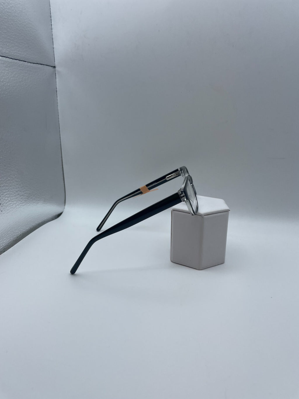 Enhance Brand 3925 Model 45 Eye Blk/Crystal NEW