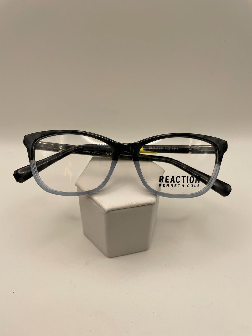 Kenneth Cole Reaction Brand KC0849 Model 53 Eye Blue NEW