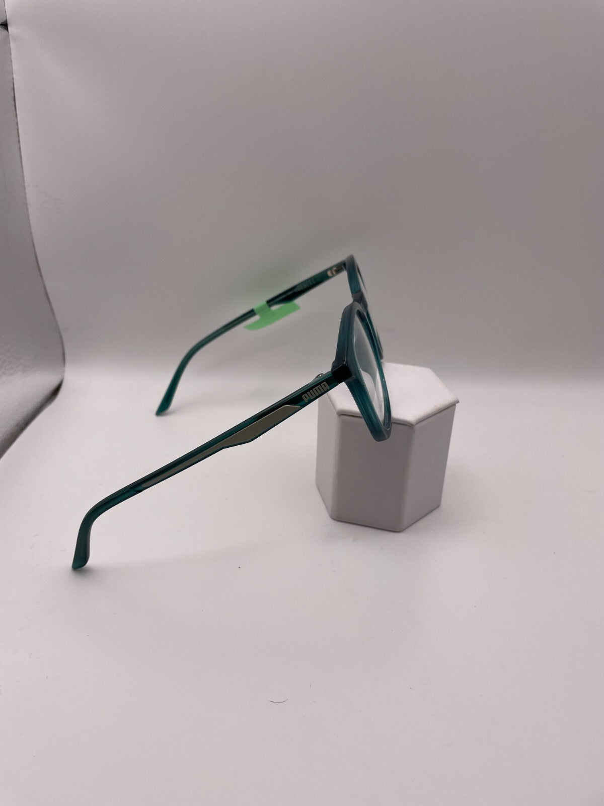 PUMA Brand PU03890 Model 52 Eye Green NEW